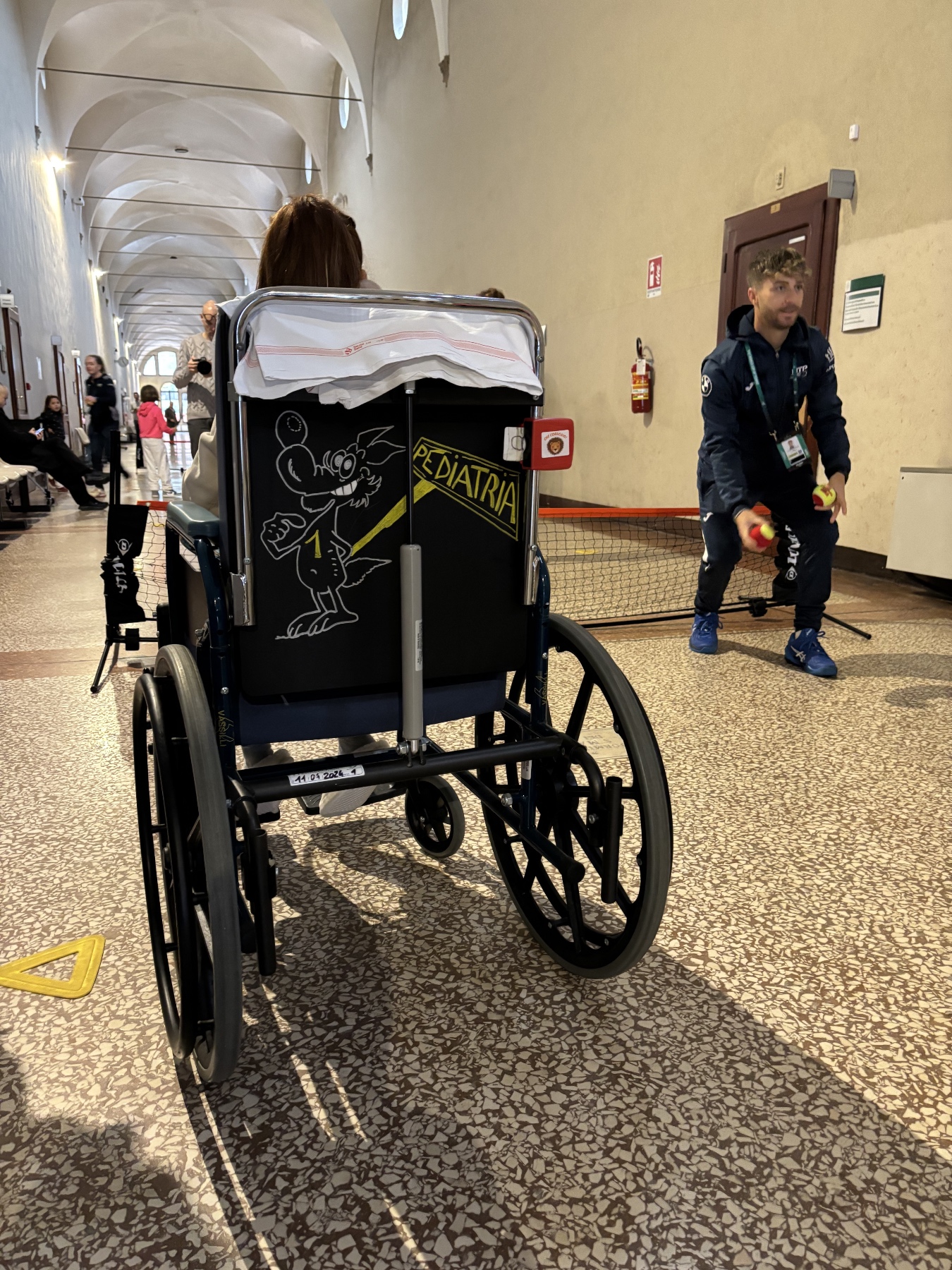 Tennis & Friends in Corsia: anche a Bologna lo sport porta un sorriso