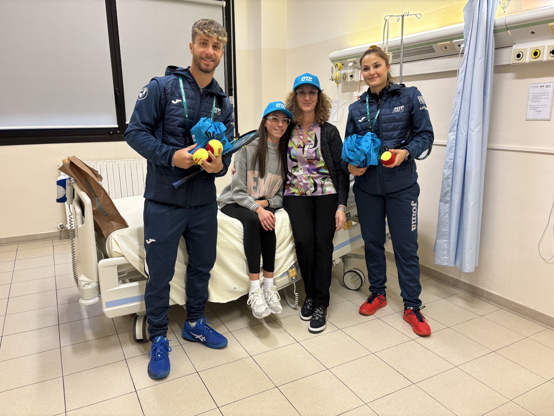 Tennis & Friends in Corsia: anche a Bologna lo sport porta un sorriso