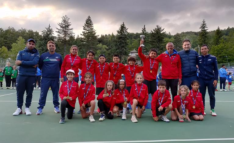 Coppa delle Province 2024, foto di gruppo per la rappresentativa di Roma, prima classificata della 19ª edizione della competizione