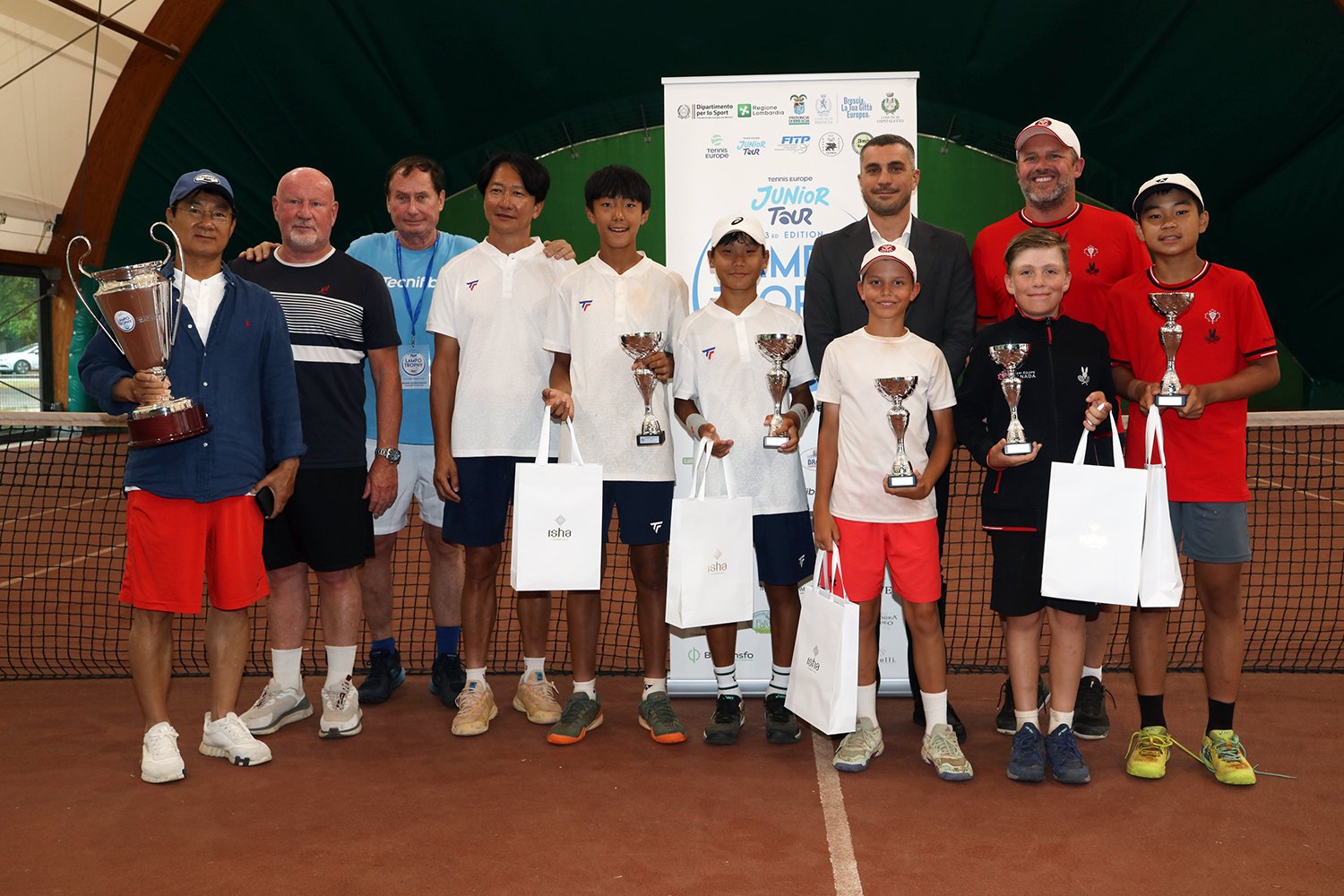 La premiazione del Lampo Trophy maschile, vinto dalla Corea del Sud nella finale contro il Canada (foto Alvaro Maffeis)