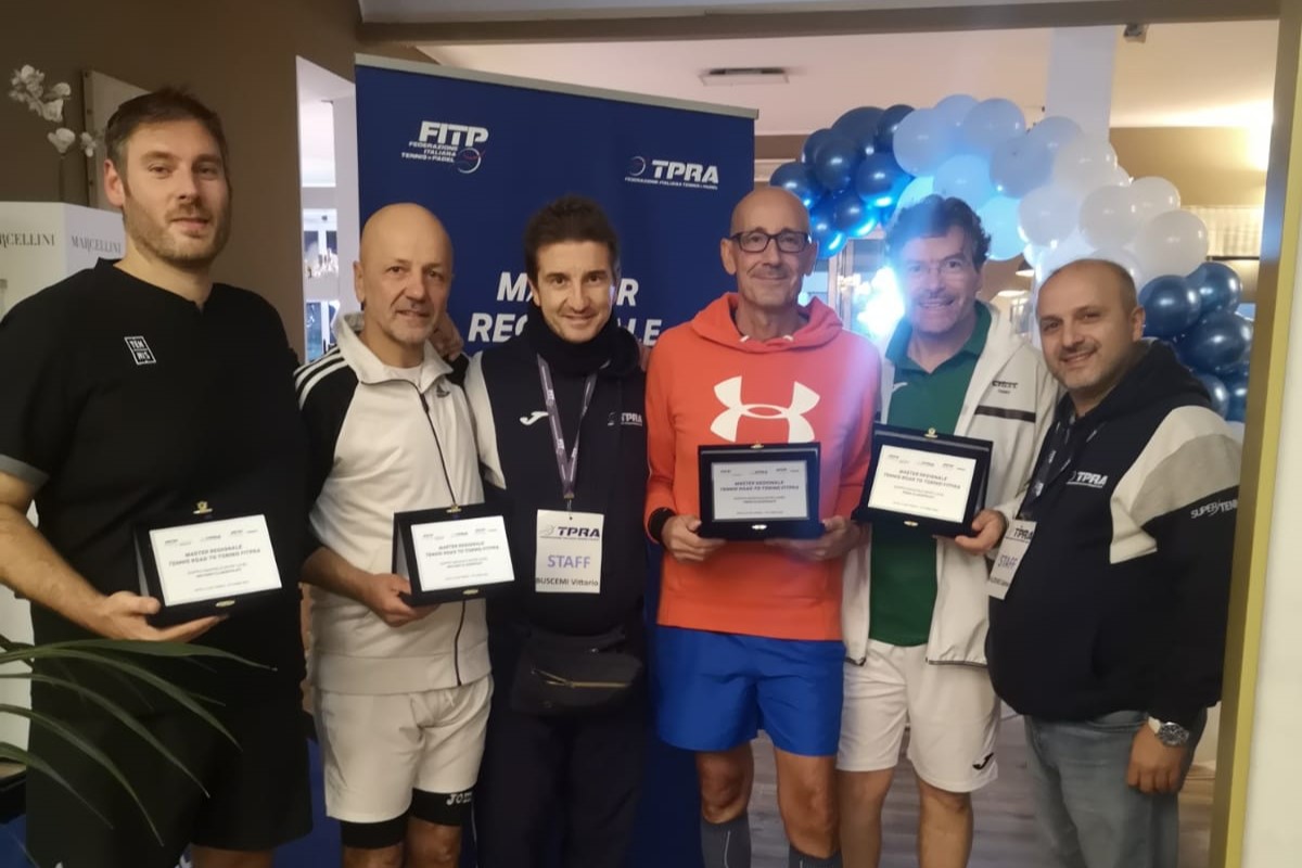 La premiazione del doppio maschile Entry Level