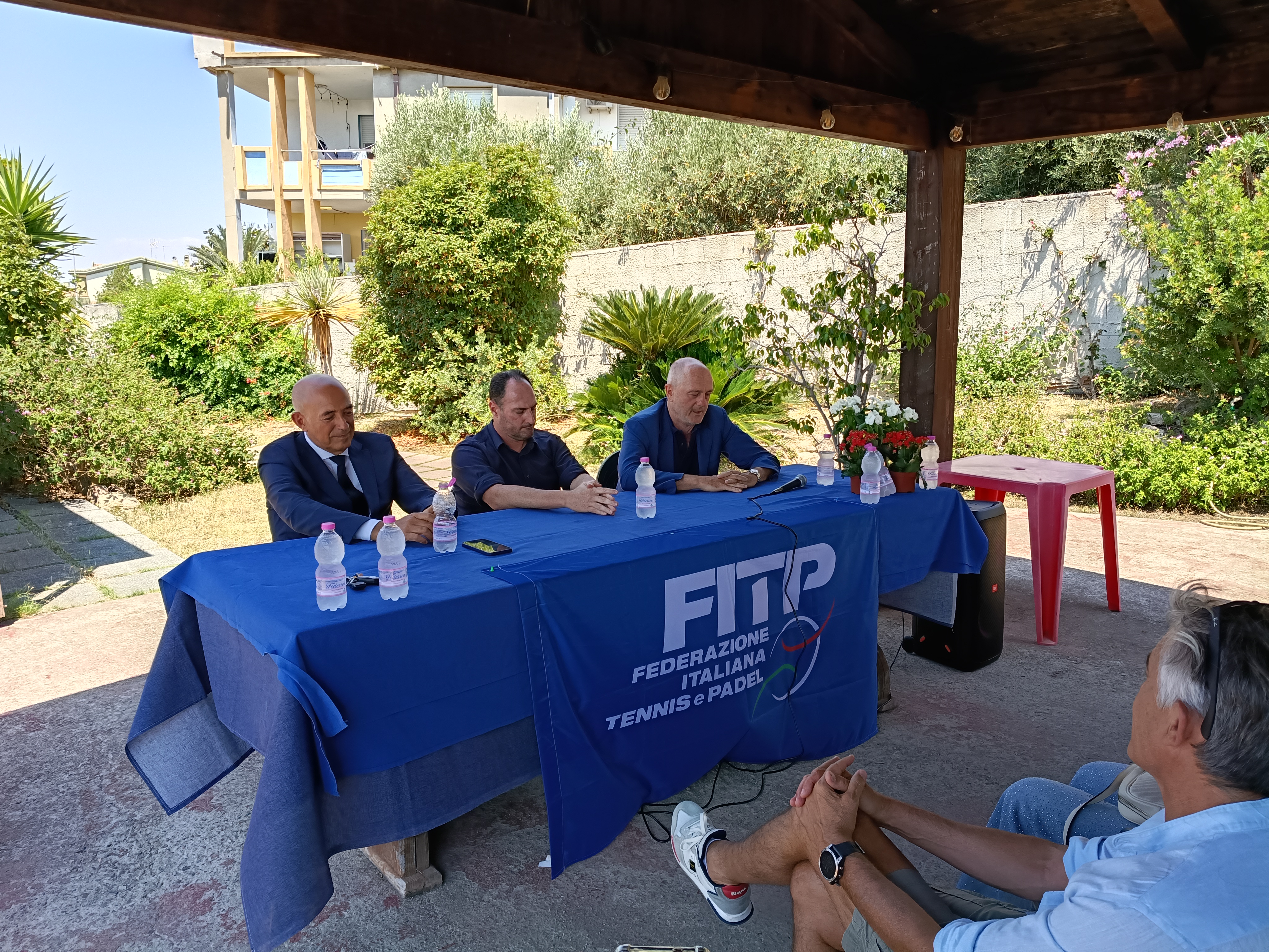 Da sinistra: il presidente del Cub Giuseppe Campus, Stefano Busonera per il Comune di Quartu e Angelo Binaghi presidente FITP