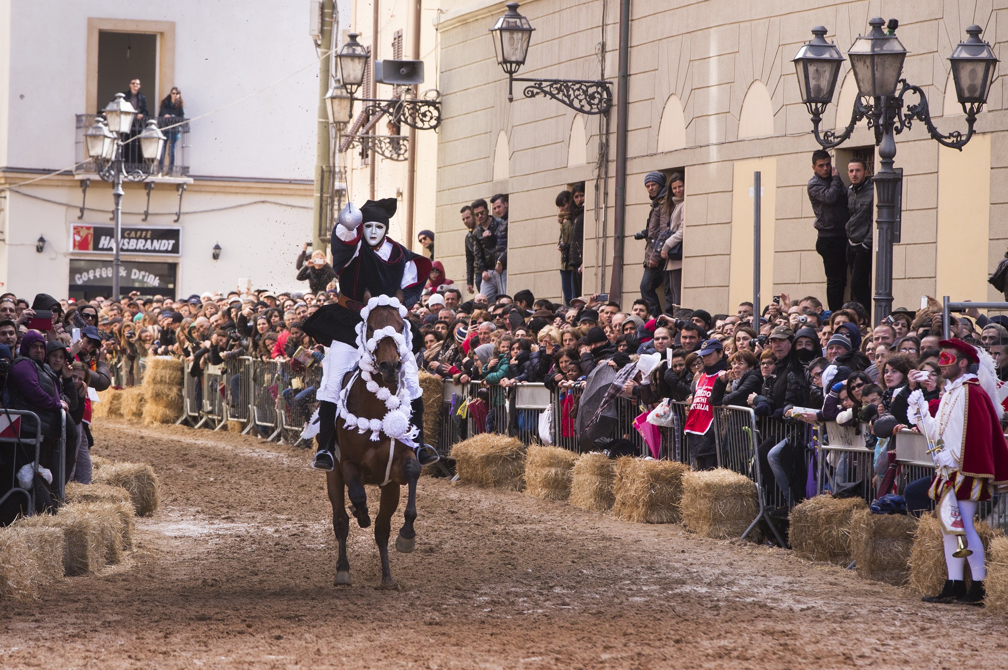 Sa Sartiglia di Oristano (Elisabetta Messina)