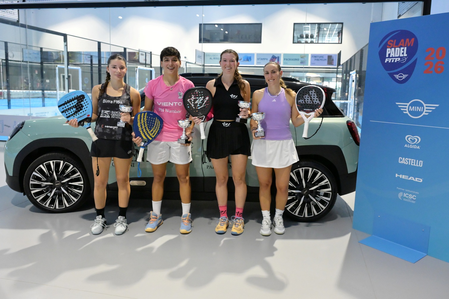 La premiazione del tabellone femminile della terza tappa dello Slam by MINI 2026 (foto FITP)