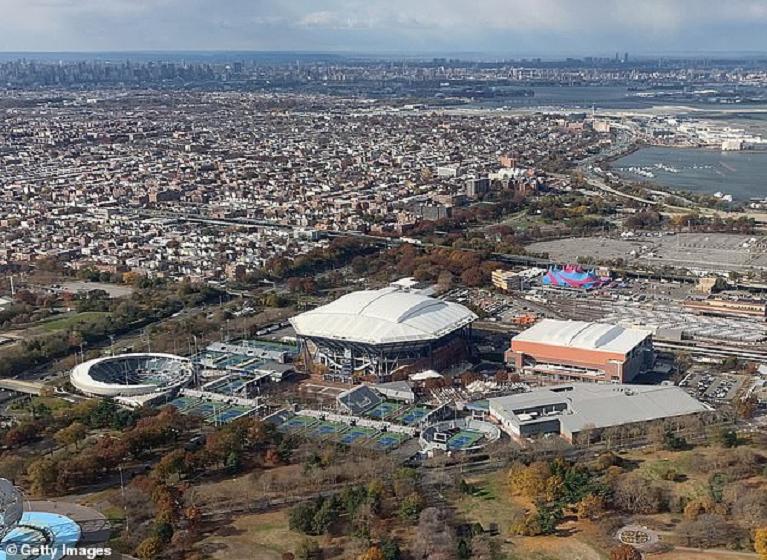  Il Billie Jean King Tennis Center a Flushing Meadows, quartiere Queens di New York