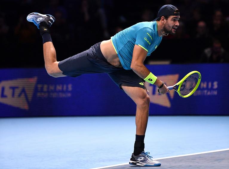 Matteo Berrettini al servizio