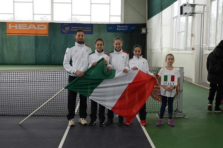 La nazionale azzurra di Winter Cup under 12 femminile