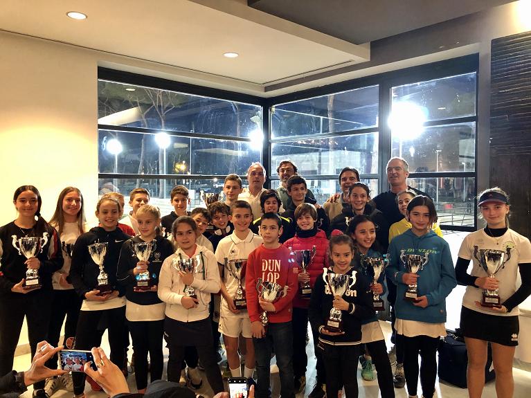 I ragazzi protagonisti del Master della Dunlop Cup andato in scena sui campi del Foro Italico