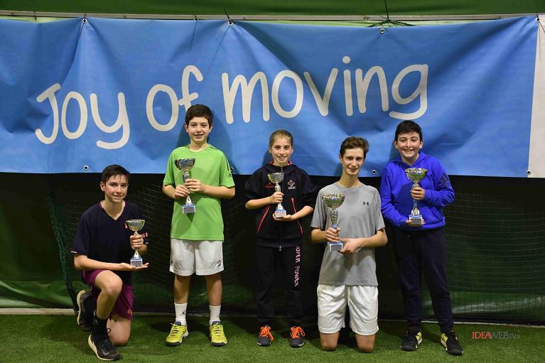 Alcuni premiati alla tappa del Tennis Trophy FIT Kinder Joy of moving giocata al Gsr Ferrero (foto IdeaWebTV)