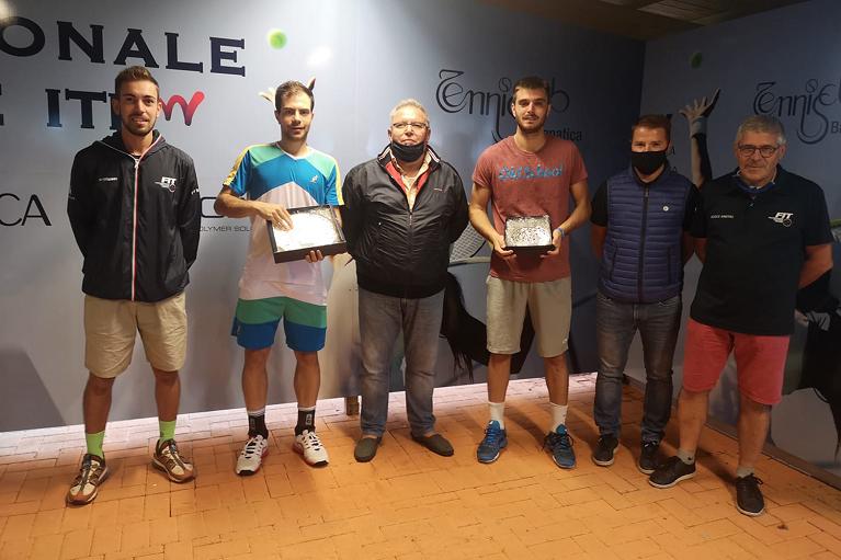 La premiazione all'Open nazionale di Bagnatica (Bg) vinto da Roncalli