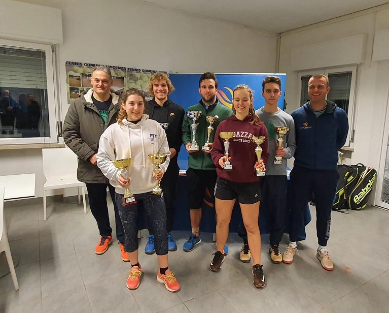 La premiazione dello shootout al TC Vicenza