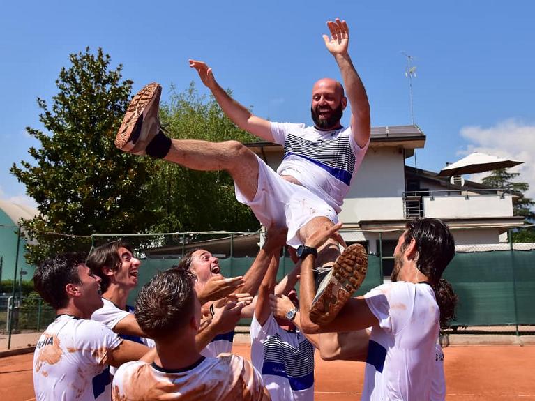 Tc Pistoia capitan Belliti in festa