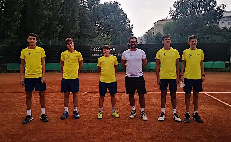 Il Circolo della Stampa Sporting Under 14 con il capitano Fabio Pulega