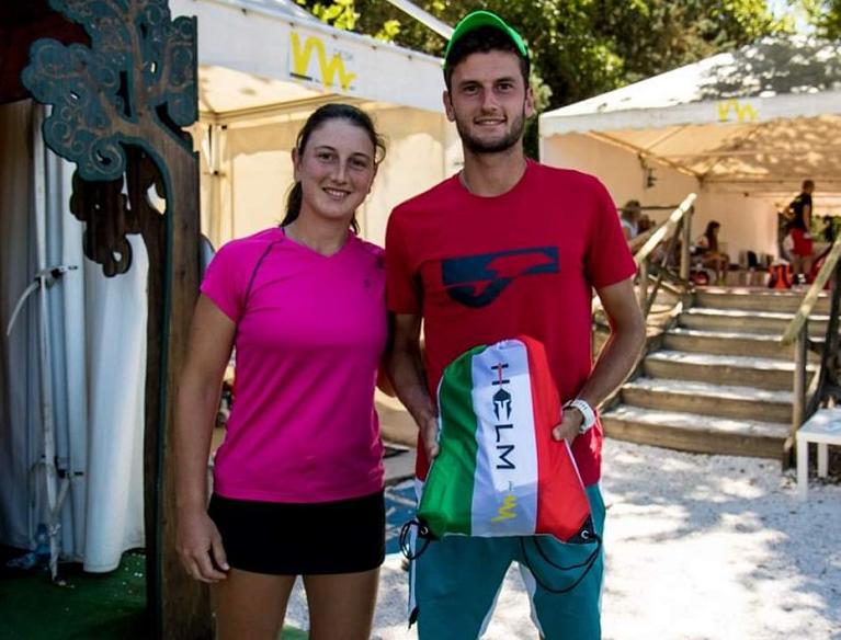Nuria Brancaccio ha 20 anni, Raul nel ha compiuti 24 il 4 maggio