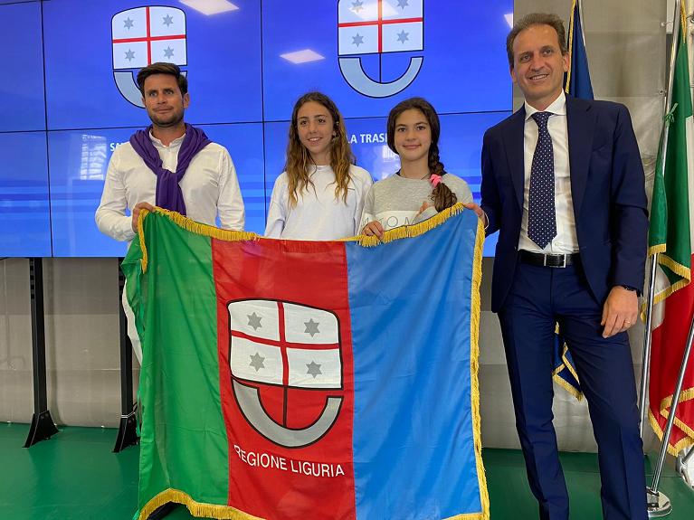 Carola e Vittoria con il Maestro Poggi e il Presidente Fossati
