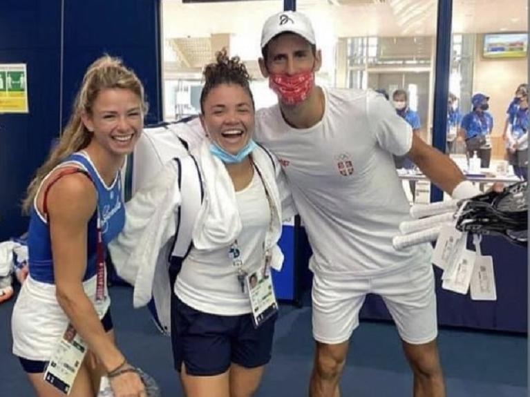 Camila Giorgi e Jasmine Paolini con Novak Djokovic