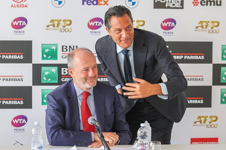 Diego Nepi Molineris, direttore generale di Sport e Salute (e direttore organizzativo degli Internazionali BNL d'Italia) con il presidente della FIT Angelo Binaghi
