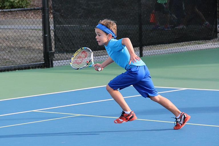 Tennis under 10