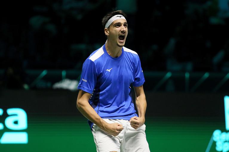 Davis Cup Finals, Italia-USA a Torino: Lorenzo Sonego esulta (foto Sposito)