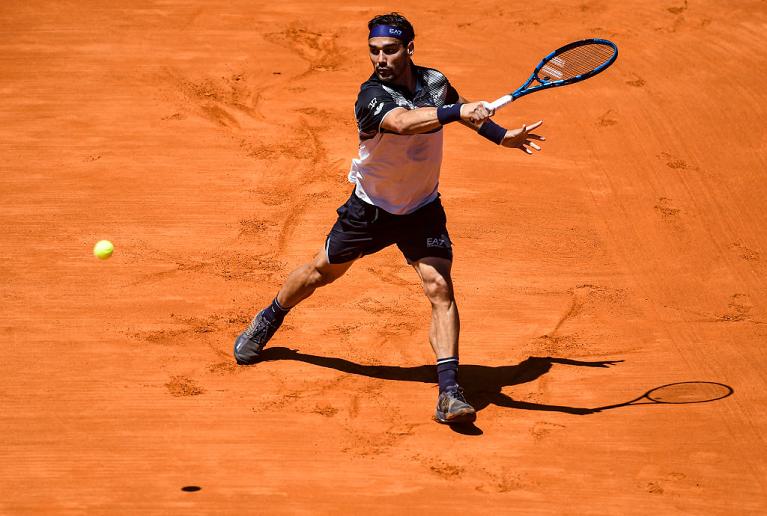 Fabio Fognini colpisce di rovescio (foto Getty Images)