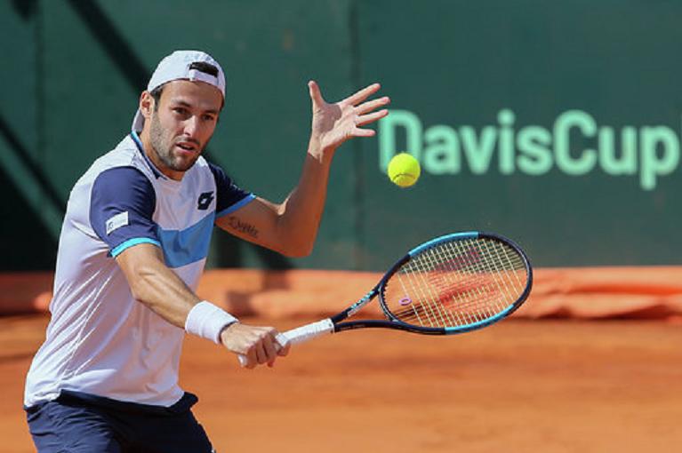 Stefano Travaglia all'esordio in Davis (foto Sposito)