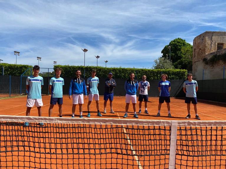 La formazione del CT Lecce, vincitrice dell'ultima edizione della Serie C in Puglia