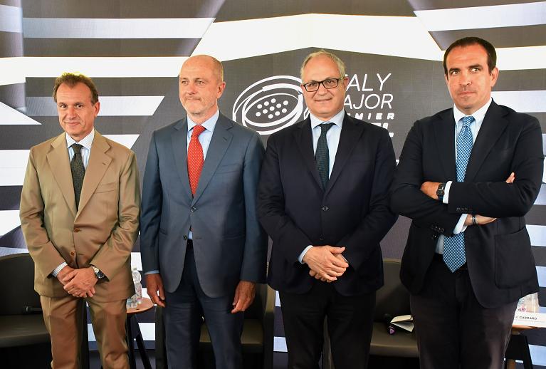 La presentazione dell'Italy Major Premier Padel: da sinistra il presidente e AD di Sport e Salute Vito Cozzoli, il presidente della FIT Angelo Binaghi, il sindaco di Roma Roberto Gualtieri e il presidente della FIP Luigi Carraro