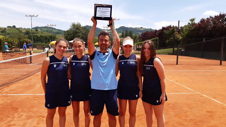 Il Circolo Atletico Faenza in trionfo nell'Under 16 femminile