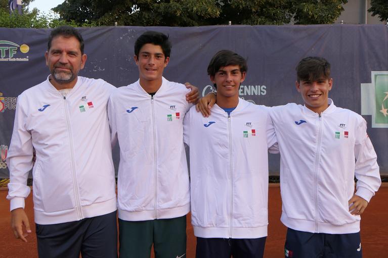 Summer Cup U16 a Latiano, i ragazzi capitanati da Massimo Valeri: Lorenzo Carboni, Lorenzo Angelini e Federico Cinà