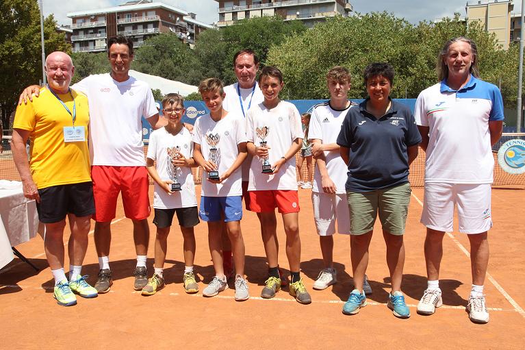 La premiazione della ventesima edizione della Lampo Trophy - Nation Cup, conquistata dalla nazionale under 12 dell'Austria (foto Maffeis)