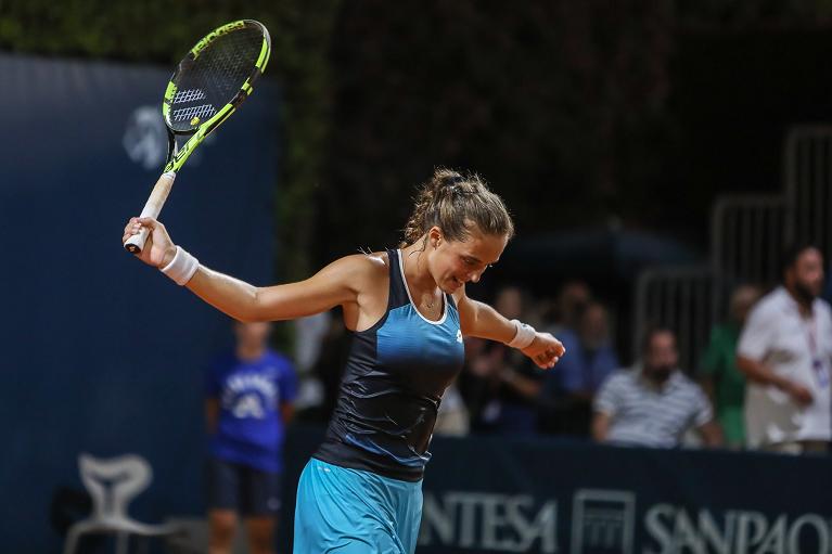 Tutta la gioia di Lucia Bronzetti (foto Twitter PLO2022)