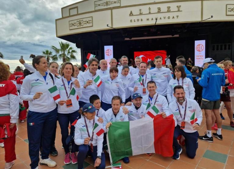 La spedizione azzurra ai Campionati Mondiali a squadre over 35-50 di Antalya, in Turchia