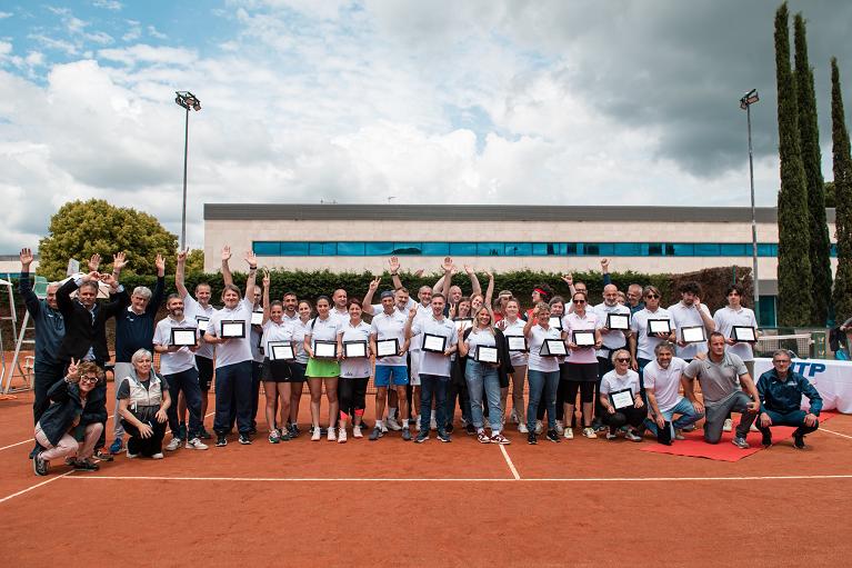 Foto di Gruppo dei premiati al Salaria Village di Roma