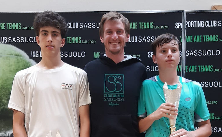 Giacomo Bruzzi e Gianmarco De Pietri, finalisti under 16 alla tappa del Joma Junior Tour al SC Sassuolo