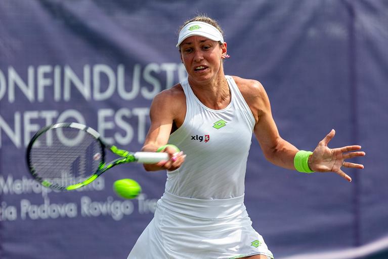 Yanina Wickmayer