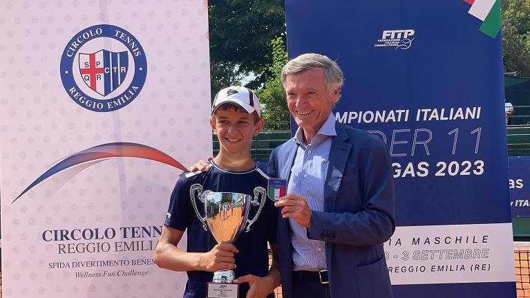 Nicolas Basilone riceve il titolo di Campione Italiano al CT Reggio Emilia