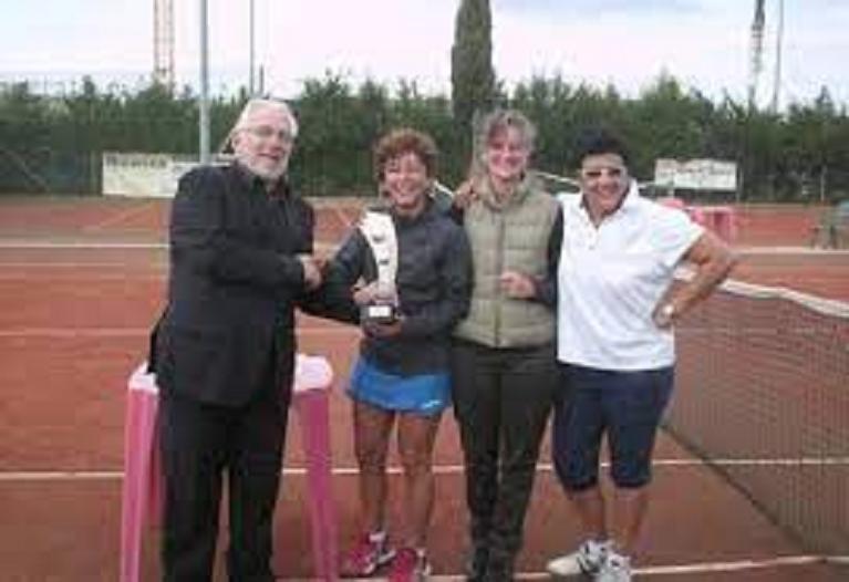 Aldo Farnetani ad una premiazione