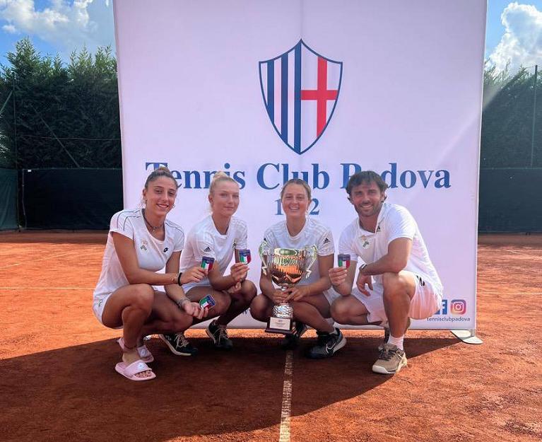 Galatea Ferro, Nicole Molaro, Mia Masera e Carlo Piaggio