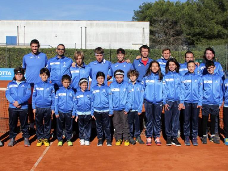 Serie A2 Ct Maglie Centra I Playoff Ct Lecce E Apem Copertino Ai Playout