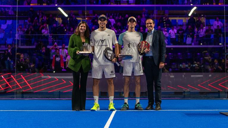 I vincitori del Milano Premier Padel P1 Ale Galan e Juan Lebron