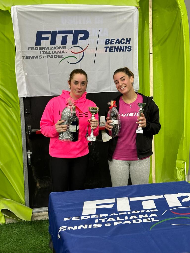 Beach tennis indoor