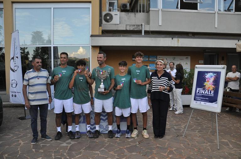 20240923_tennis_under14_vincitori_spezia.jpg