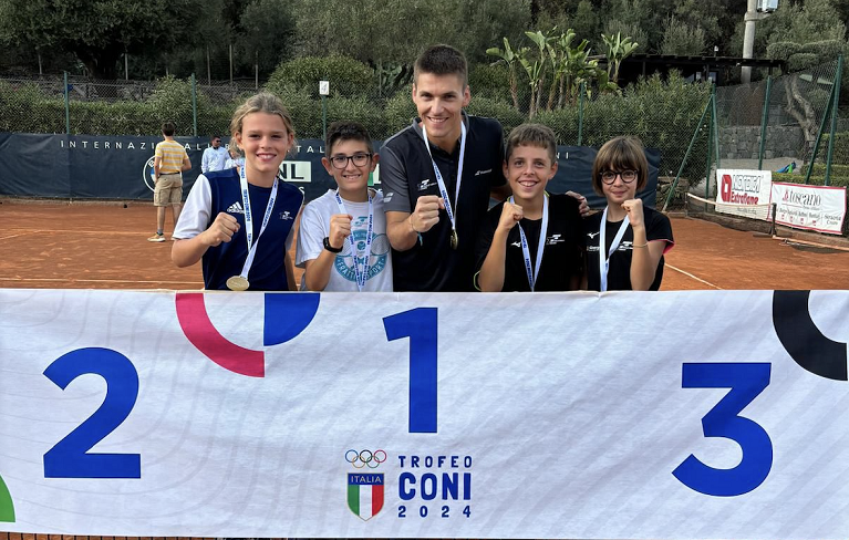 Emma Veronesi, Leonardo Bretta, Marco Diegoli e Francesco Barbieri, accompagnati dal maestro Federico Gozzi