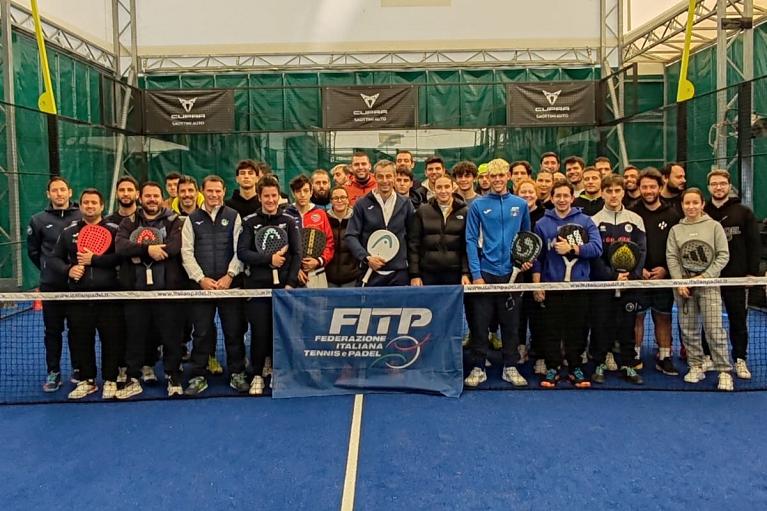 20241119_gruppo_master_padel_24.jpg
