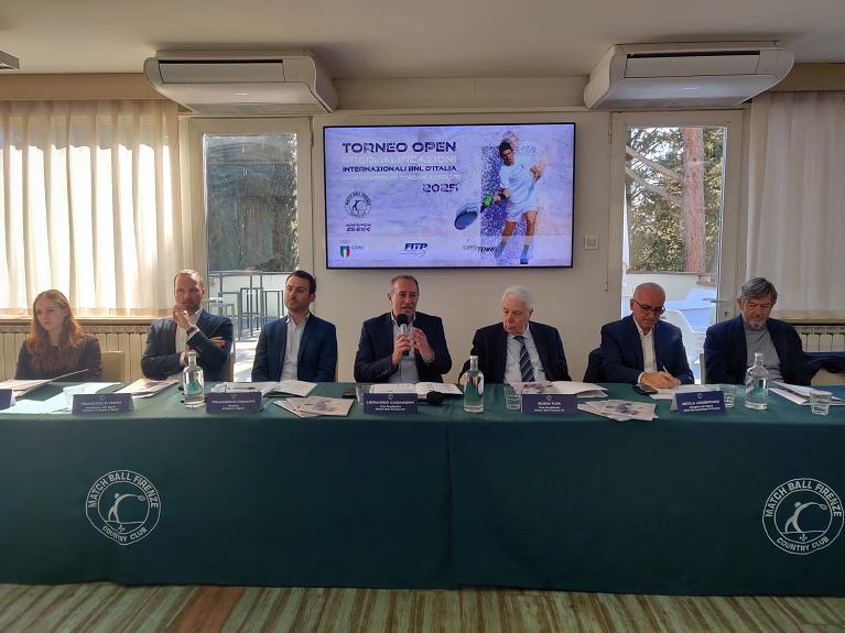 Il tavolo della presentazione al Match Ball Firenze