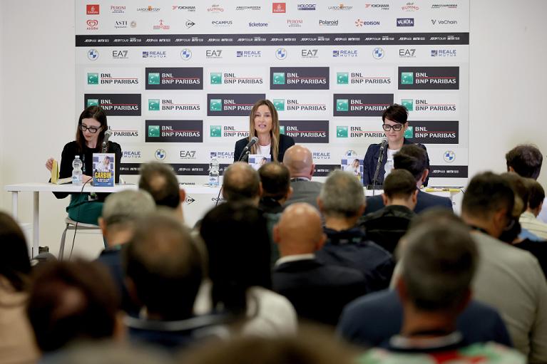 Il panel, con al centro Tathiana Garbin, di scena alla presentazione nella sala stampa del Centrale (FITP)