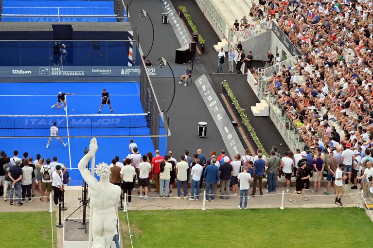 Il pubblico che assiste al BNL Italy Major Premier Padel (Foto FITP)