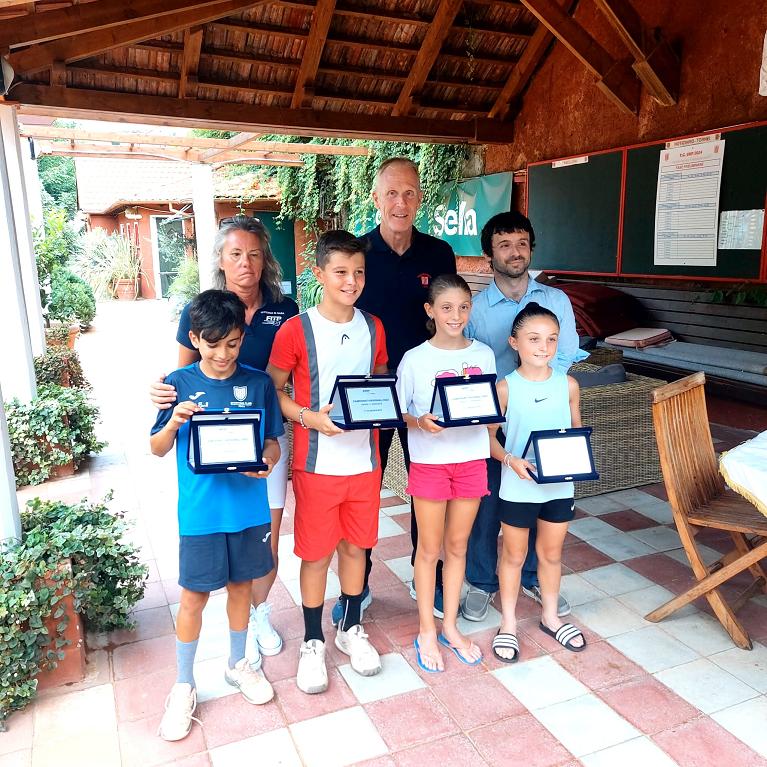Due settimane di grandi sfide sui campi in terra rossa degli storici circoli Park e Tc Genova