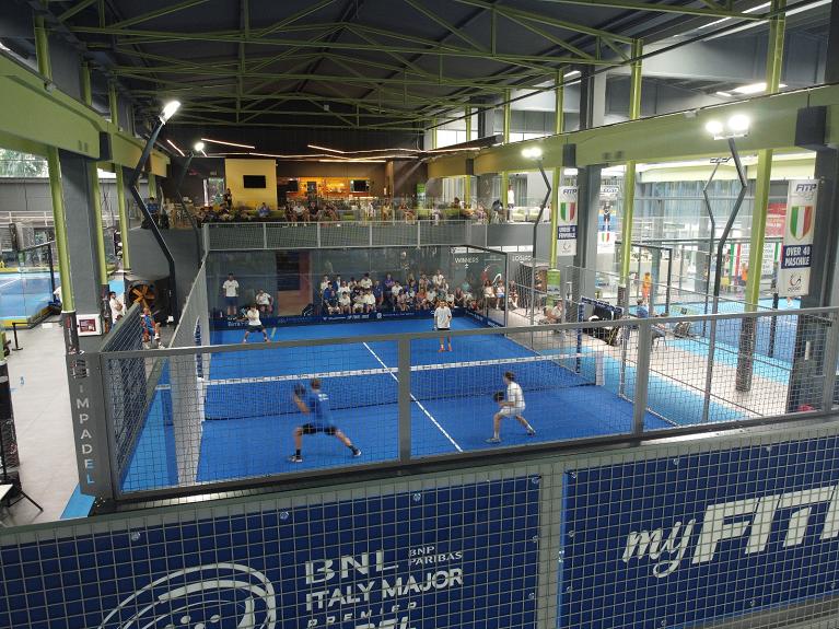 Un momento di gioco della quarta giornata di gare alla terza edizione della Coppa delle Regioni di Padel in corso di svolgimento a Perugia