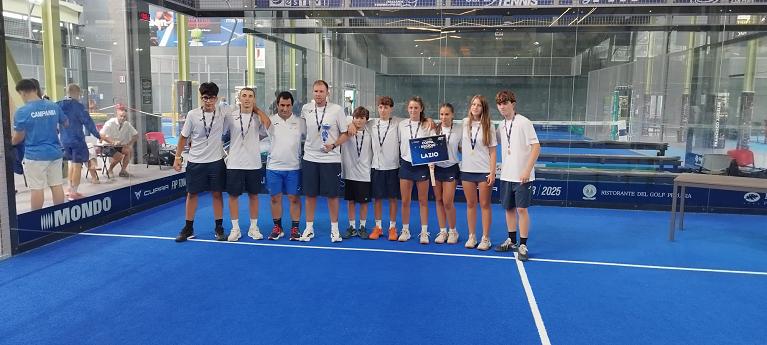 La formazione del Lazio che ha vinto la terza edizione della Coppa delle Regioni di Padel svoltasi a Perugia